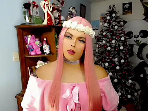 Snapshot of SweetKim21 chatting on December 19, 8:56 am SweetKim21 online show from December 19, 8:56 am