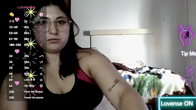 imsohornydacom online show from February 19, 7:16 pm