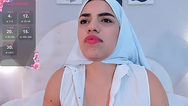 Umarani  online show from February 1, 10:02 pm