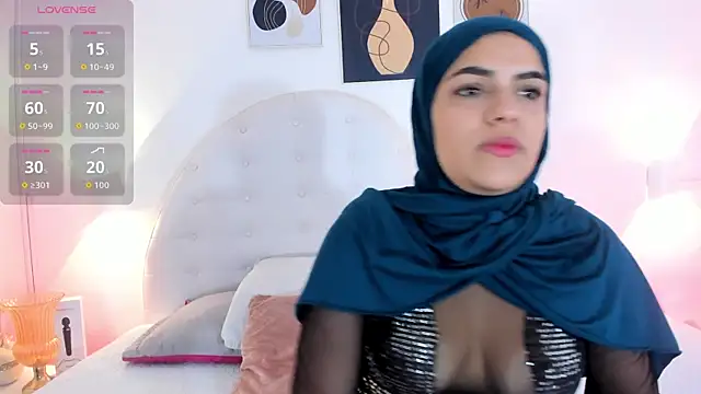 Umarani  online show from October 24, 7:32 pm