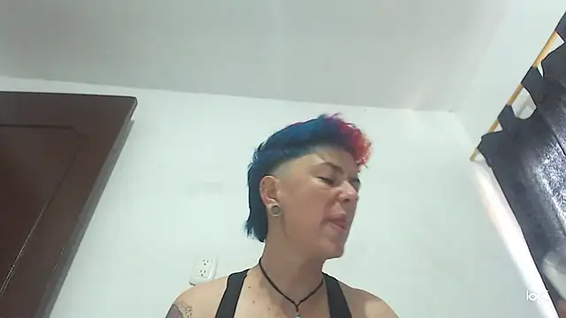 tomboyblue online show from January 12, 10:12 pm