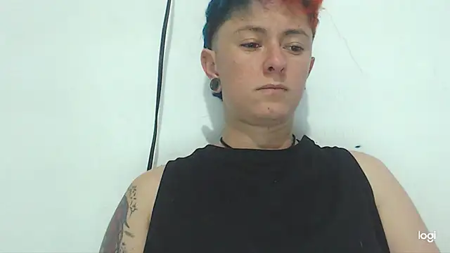 tomboyblue online show from January 13, 10:56 pm