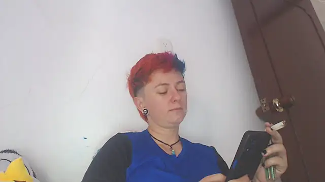 tomboyblue online show from January 14, 7:43 pm