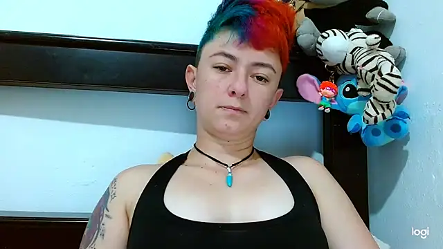 tomboyblue online show from February 9, 6:16 pm