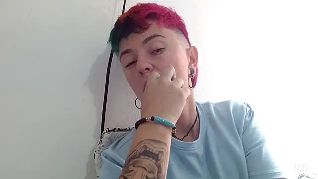 tomboyblue online show from February 23, 7:07 pm