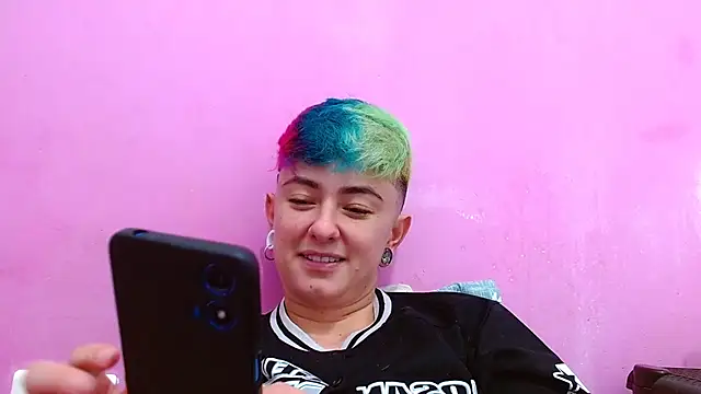 tomboyblue online show from September 19, 9:48 pm