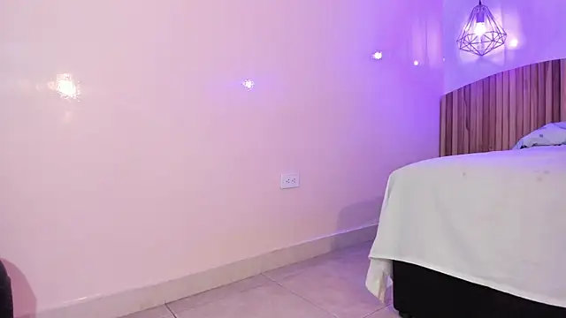 Snapshot of Ary1_ chatting on March 9, 9:46 am Ary1 online show from March 9, 9:46 am