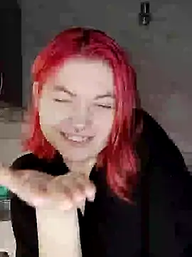 Lisa Adam online show from December 21, 8:18 am