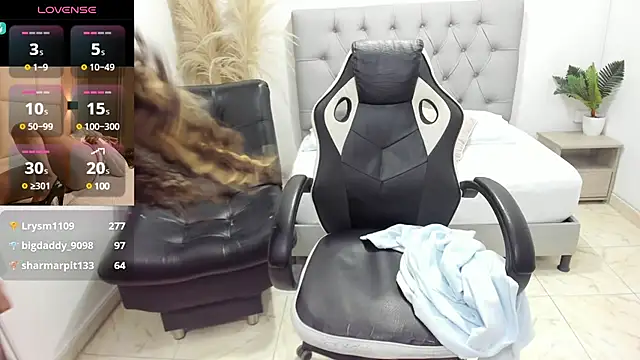 niraksil online show from March 11, 6:30 pm