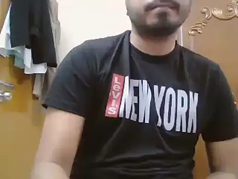 desiboyasif online show from October 3, 5:10 pm