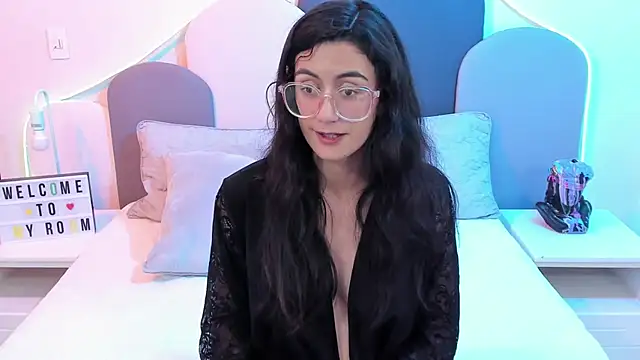 SophieGomez22 online show from March 3, 11:22 am