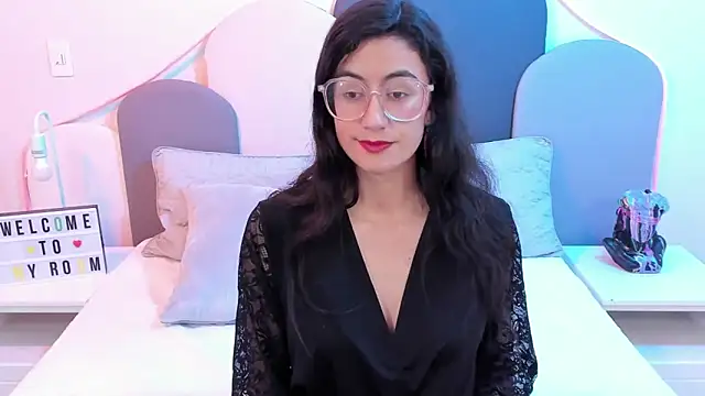 SophieGomez22 online show from March 3, 2:26 pm