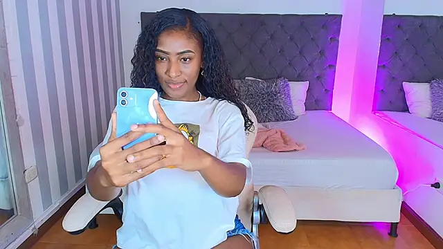 rebeca cortez  online show from January 9, 3:58 am