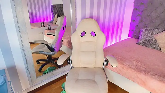 rebeca cortez  online show from January 12, 10:02 am