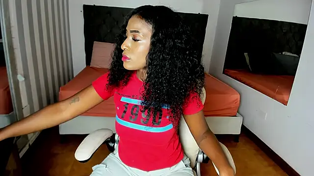 rebeca cortez  online show from March 14, 3:37 am