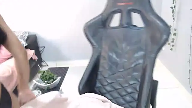 Livia Diaz online show from November 28, 10:07 am