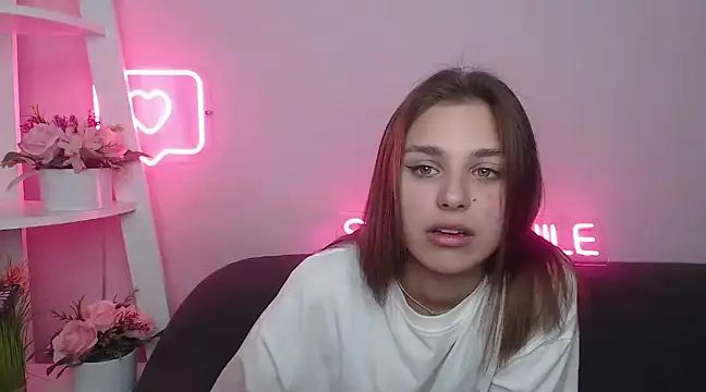 MilanaAngelAs online show from January 25, 2:03 pm