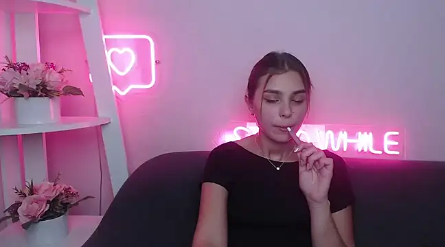 MilanaAngelAs online show from February 1, 2:45 pm