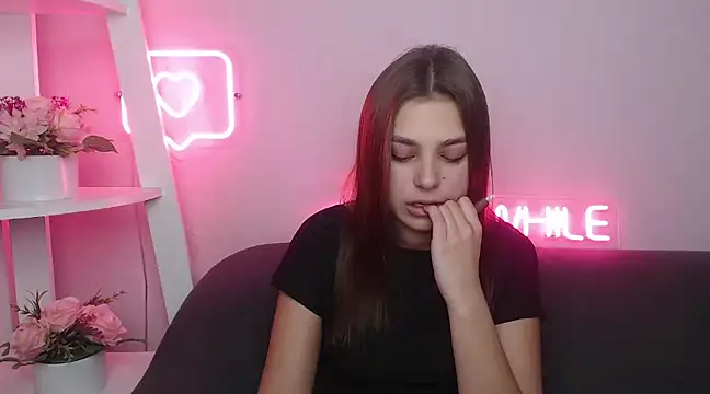 MilanaAngelAs online show from February 2, 11:08 am