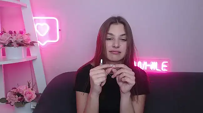 MilanaAngelAs online show from February 11, 5:37 am