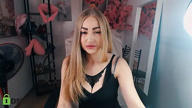  KittyBoo online show from December 2, 7:47 am