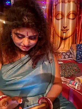 Maaya66 online show from December 17, 10:32 pm