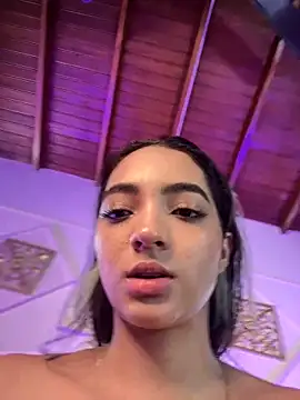 AdelineEvanss online show from December 6, 5:09 am