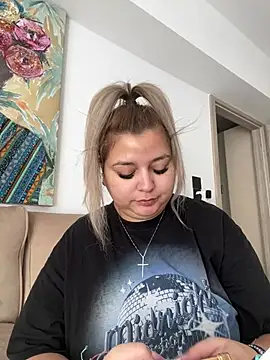 AllysonK online show from February 23, 11:33 am