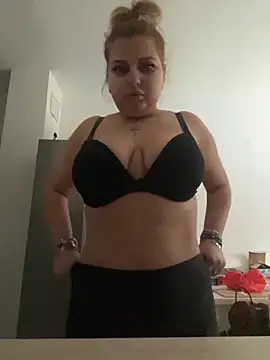 AllysonK online show from November 20, 1:44 pm