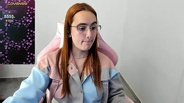 maryluna95 online show from January 5, 2:27 am