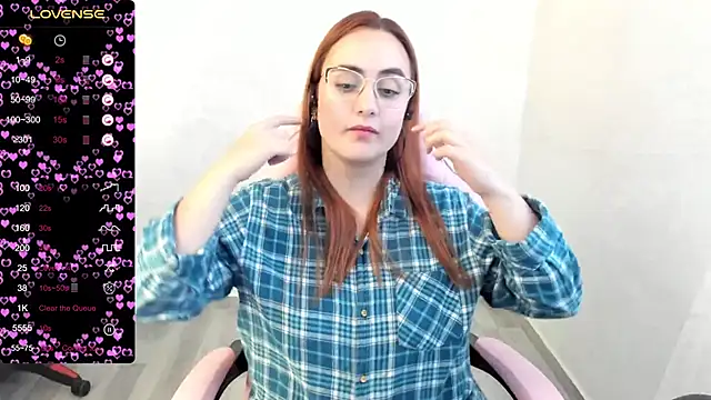 maryluna95 online show from March 4, 10:38 pm