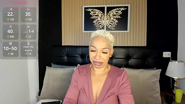 Snapshot of summer_night_ chatting on January 29, 11:51 am summer night online show from January 29, 11:51 am