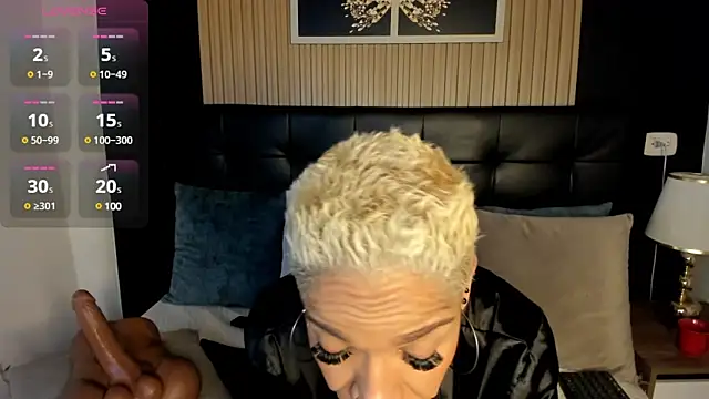 Snapshot of summer_night_ chatting on January 30, 3:40 pm summer night online show from January 30, 3:40 pm