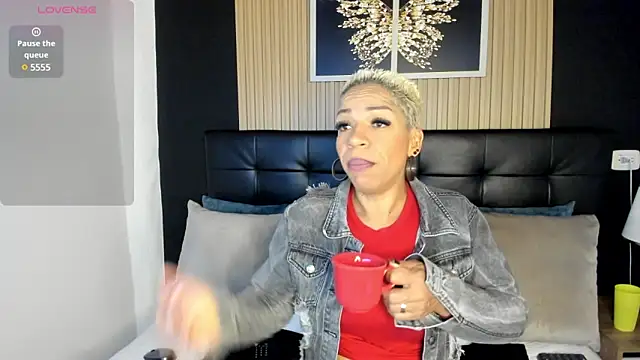 Snapshot of summer_night_ chatting on February 7, 11:12 am summer night online show from February 7, 11:12 am