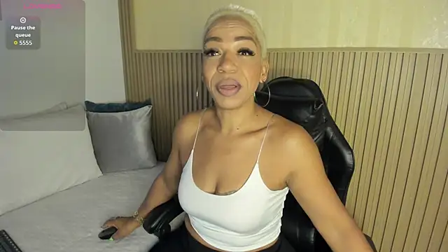 Snapshot of summer_night_ chatting on September 10, 11:32 am summer night online show from September 10, 11:32 am