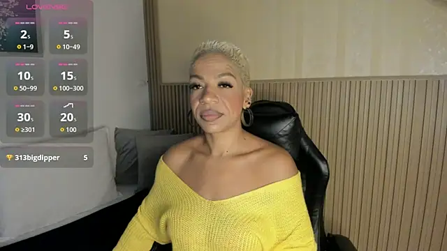 Snapshot of summer_night_ chatting on November 10, 11:31 am summer night online show from November 10, 11:31 am