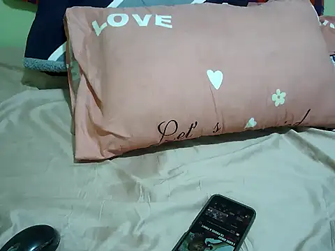 just lela online show from February 20, 1:08 pm