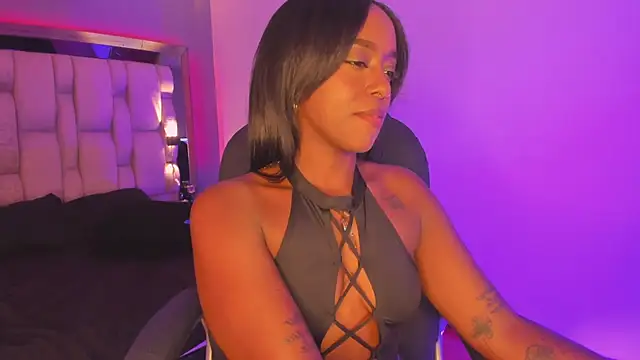 EmilyHaan online show from January 12, 10:12 pm