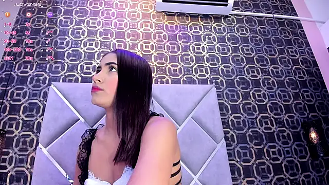 CherryBlossom23 online show from November 4, 1:38 am