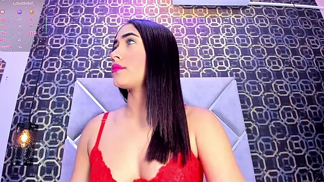 CherryBlossom23 online show from November 29, 1:19 am