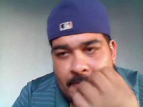 GILBERTHOR92 online show from November 2, 10:34 pm