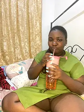 sweet18creamybigpussy online show from October 12, 7:24 pm