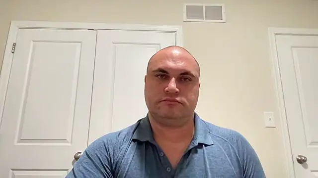 SluggishChase99 online show from December 14, 11:45 pm