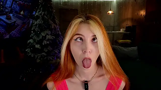 izi-fox online show from December 15, 3:09 pm