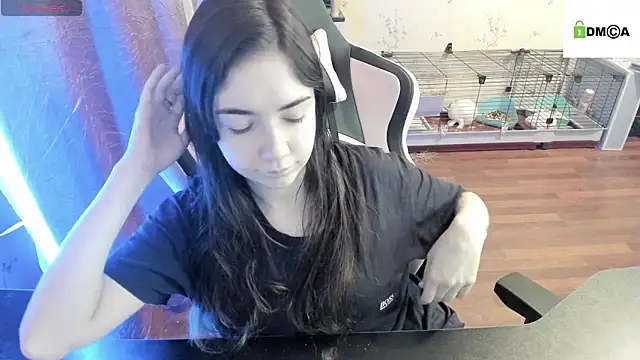 Crazy forest fairy online show from January 6, 1:53 am