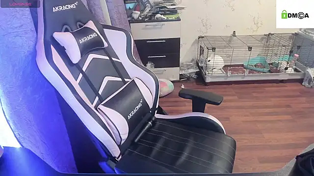 Crazy forest fairy online show from March 2, 4:07 am