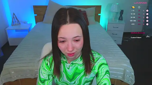 Hayle Hill online show from January 14, 5:19 am