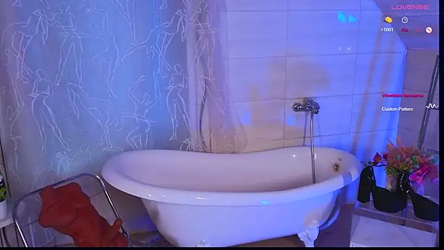 Hayle Hill online show from February 2, 5:21 am