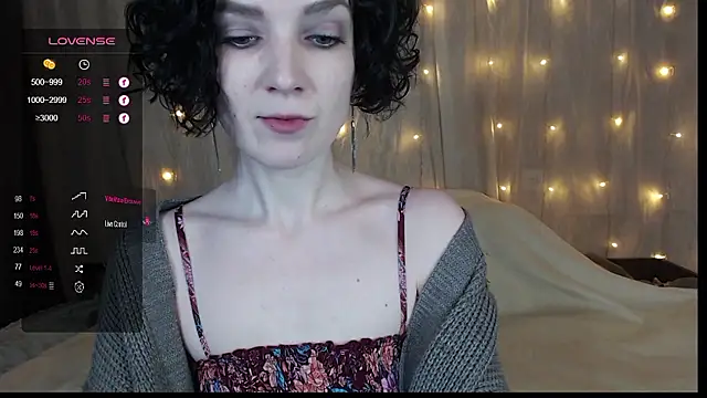 TinaWince online show from December 2, 4:42 am