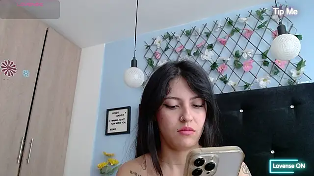 evatits 1 online show from February 10, 12:08 pm